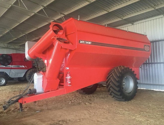 2015 26/mt Single Axle Dunstan Chaser Bin Farm Tender